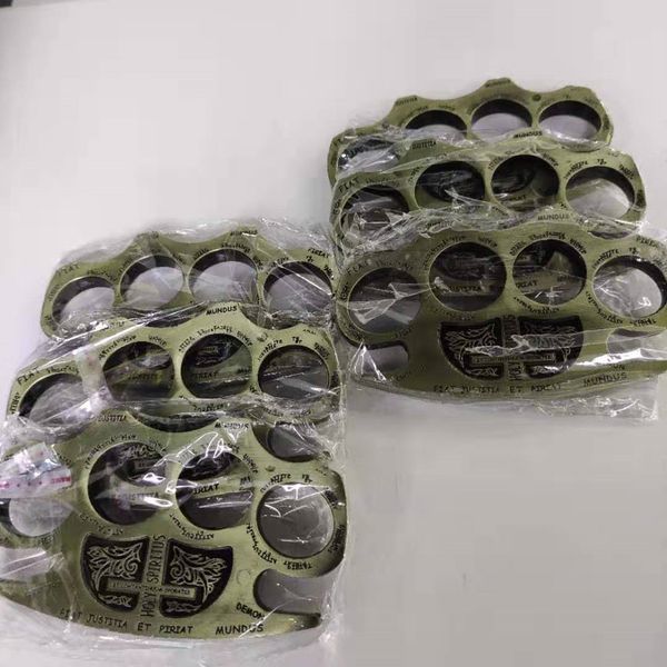 

alloy window breaker hand clasp weapon ring self defense concealed weapon defense escape totem finger tiger four fingers85