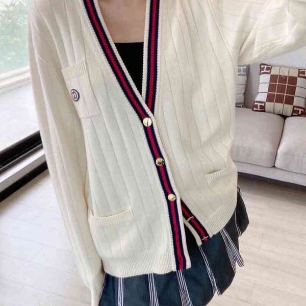 

2022 factory wholesale new model 21 early autumn college style v-neck embroidery color stripe gold button cardigan sweater jacket women, White;black
