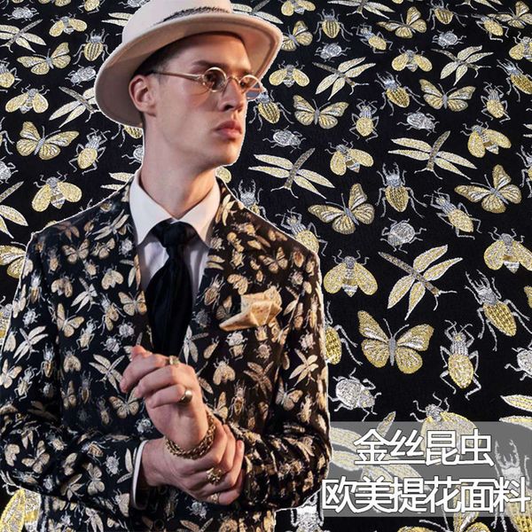 

dressing cloth, clothes, coat, sofa, pillow, table, back cloth, interior decoration, shirt8uy, Black;white