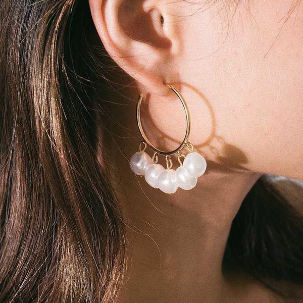 

new trendy handmadeimitation pearl big circle earrings minimalist white pearls round hoop earrings female gift1, Golden;silver