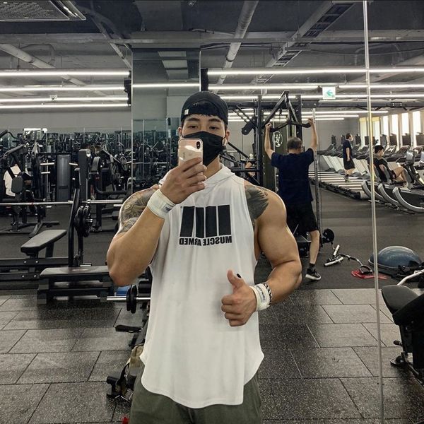 

zxyny muscle men' breathable fitness vest hoodie training clothing hooded sleeveless sports t-shirt stretch quick-drying brothers wais, White;black