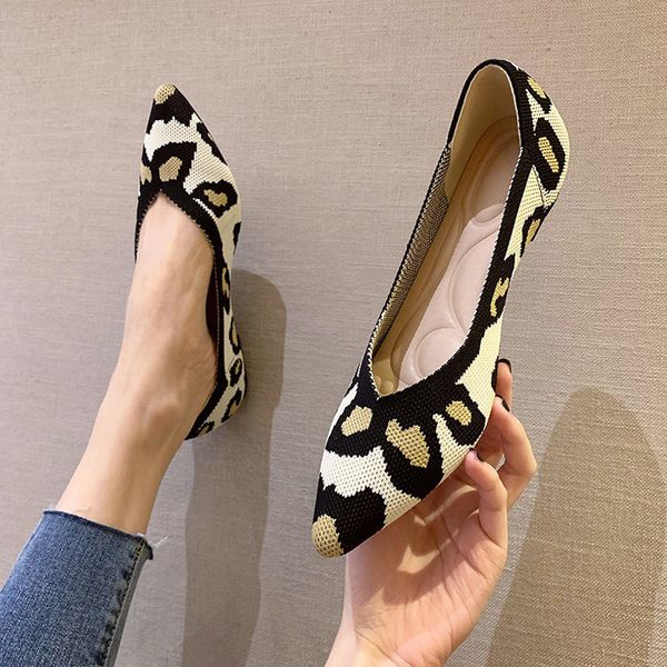 

2021 new women's pumps knitting breathable pointed toe comfort shoes slip on shallow ladies loafers office low heels nqn7, Black