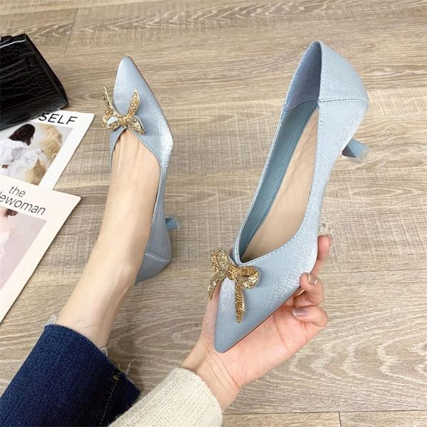 

dress shoes 2021 spring thin heel high pointed metal bow silk women's celebrity temperament banquet pumps female, Black