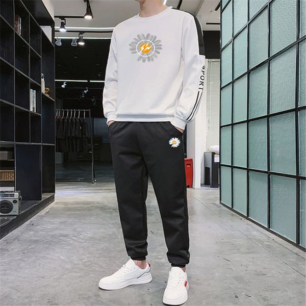 

2020 new spring and autumn men's sports suit korean version daisy print casual wear long-sleeved round neck sweater two-piece size -3x, Gray