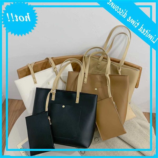 

2019 new fashion women's autumn and winter large capacity one shoulder versatile student tote simple big bag