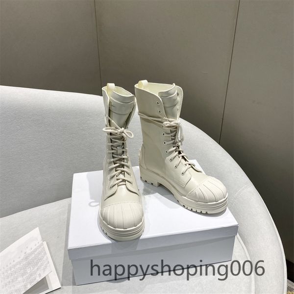 

the latest d-house ankle boots on the catwalk are leather, making them beautiful, and comfortable 35-40, Black