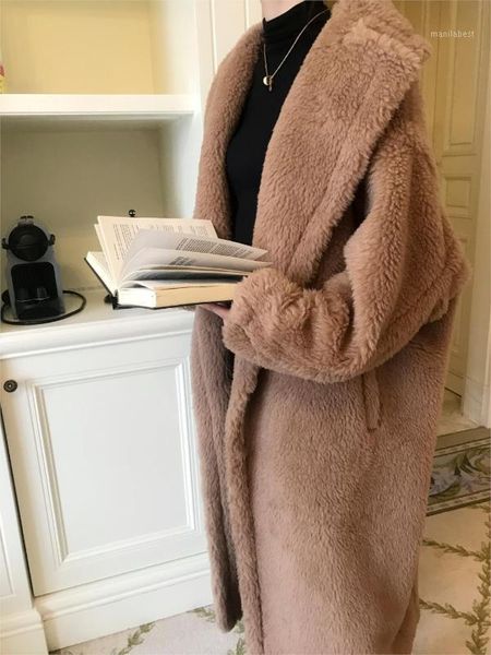 

2020 women clothing winter outerwear real coats new winter coat female alpaca fur coat 10181, Black