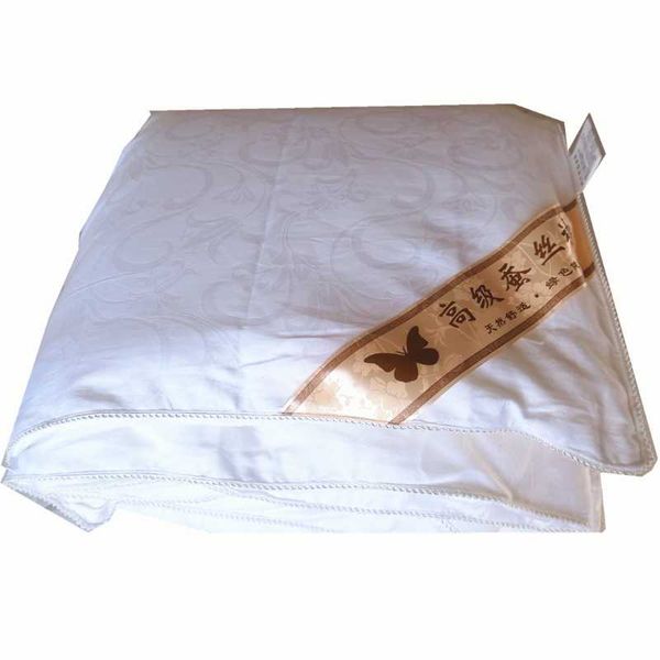 

all season mulberry silk comforter with cotton covered 100% silk filling duvet lightweight and hypo-allergenic