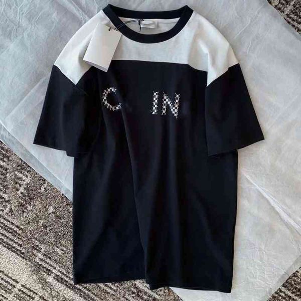 

early spring new family checkerboard rivet printing color matching casual loose age reducing t-shirt short sleeve women, White