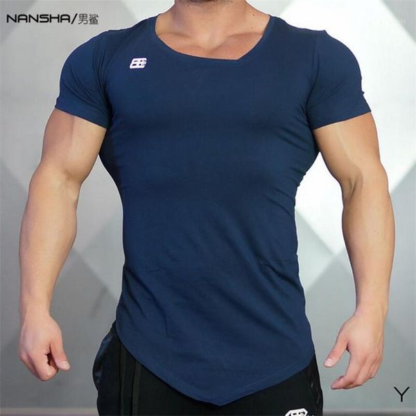 Homens camisetas Atacado - vender 2021 Verão Moda Marca Mens Gyms Roupas V-Neck Color Sólida Manga Curta Slim Fit Camisetas Homens de Algodão T-SH