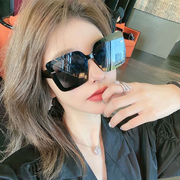 

sunglasses new square women's large frame anti ultraviolet net in 2020, White;black