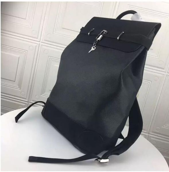 

designer men backpack leather fashion with lock high capacity backpacks handle handbags outdoor sports back pack totes eclipse crossbody bag
