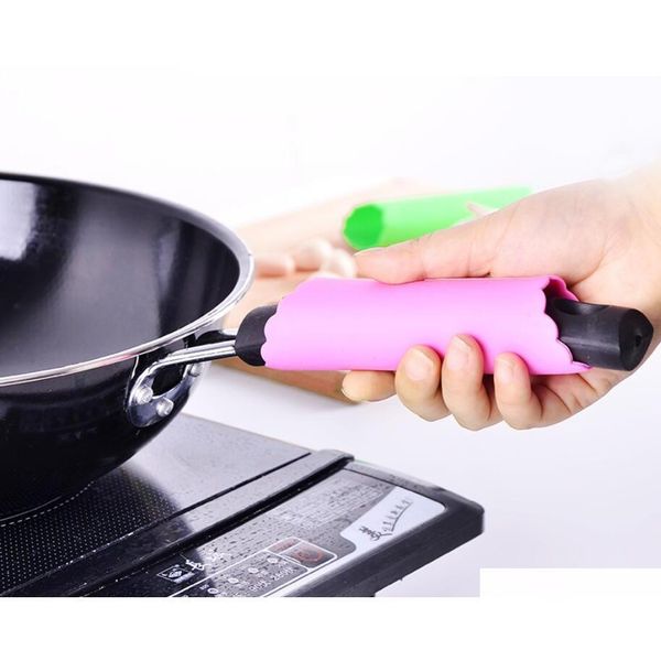 

creative sile garlic peeler vegetable peeler practical kitchen gadget garlic stripper tube peelin jlliuv homeindustry