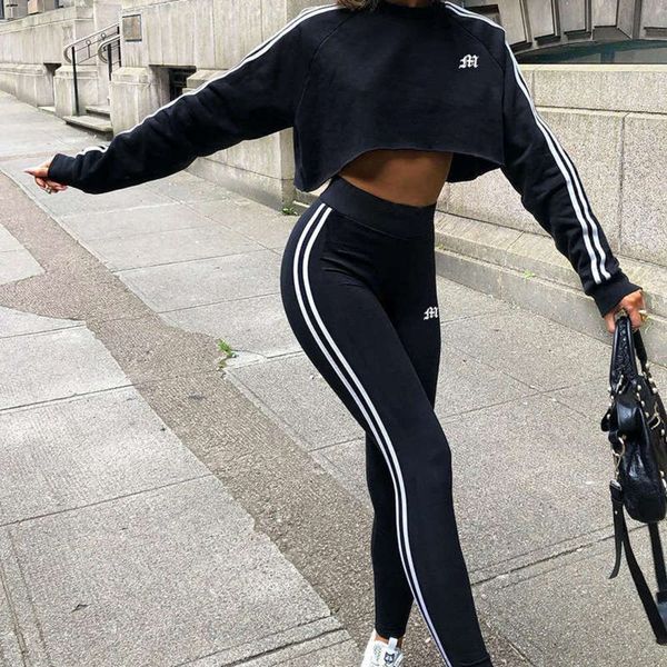 

winter new leisure commuting fashion wind sports stripe letter embroidered navel sweater set, Gray