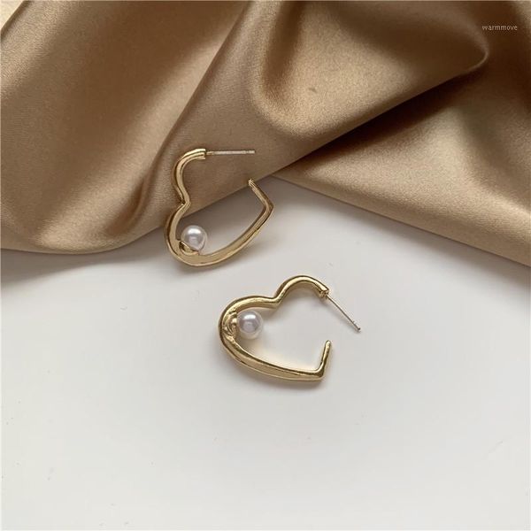 

Silver Pin Korea Temperament Simple Geometric Heart Imitation Pearl Sweet Hoop Earrings for Women Fashion Jewelry Accessories1, Golden;silver