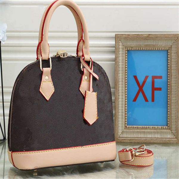 

women's luxury handbags letter printing contrast color shell bag with lock european and american style fashion totes handbags