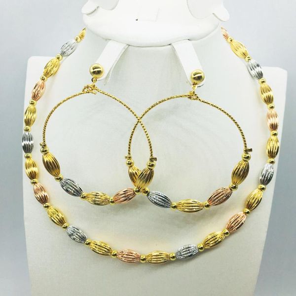 

the new wholesale fashion jewellery set is brighter dubai gold jewellery for women's anniversary parties and birthday trips, Silver