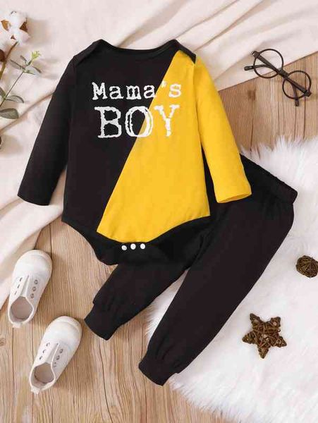 

baby letter graphic two tone bodysuit & sweatpants she, White