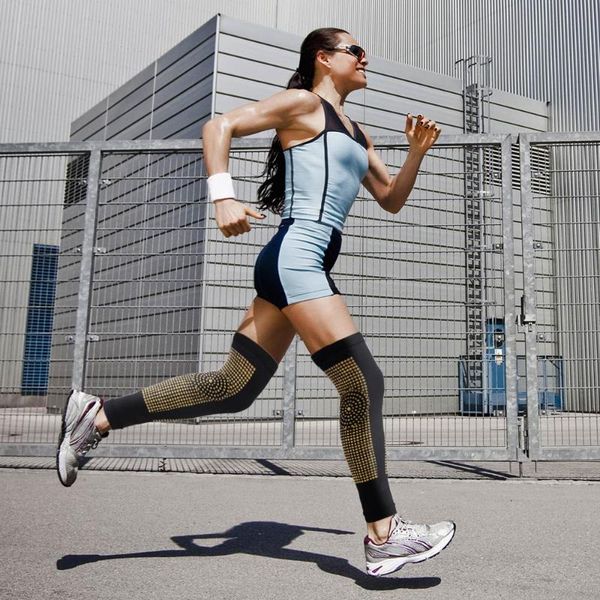 

heating knee pads self heating support knee pads 1 pcs brace warm for arthritis joint pain relief and recovery, Black;gray