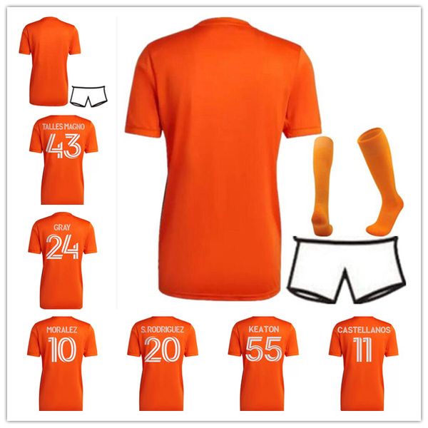 

customized 2022 2023 soccer jersey david villa moralez home away pirlo medina heber fans version man + kids suit mcnamara mitrita uniform, Black;yellow