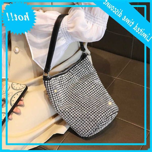 

2020 new fashion inlaid chain cross arm portable full with water drill women's shining diamond bucket bag