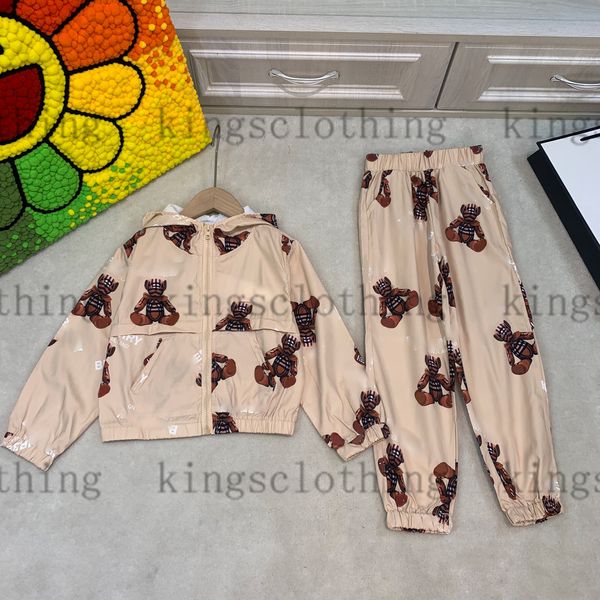 

22ss brand summer jackets sets sun protection jacket+trousers sets bear printing cotton coat for kids casual sportstracksuits childrens clot, White