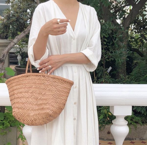 

весной и осенью 2020 большого размера платья корейского ины популярные кружева v-образный вырез до гофрированного рыхлого платья v-образного, Black;gray