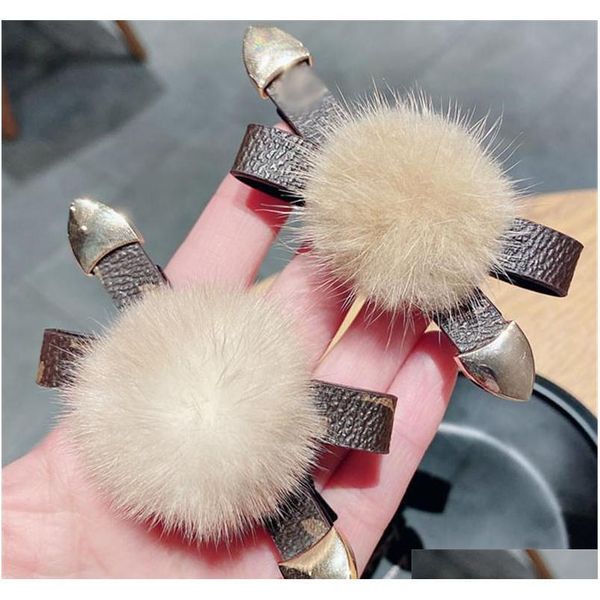 

furry diamond hairpins sunflower metal designer hair clips autumn winter barrettes letter hair clips brand barrettes pbuo8, Golden;silver