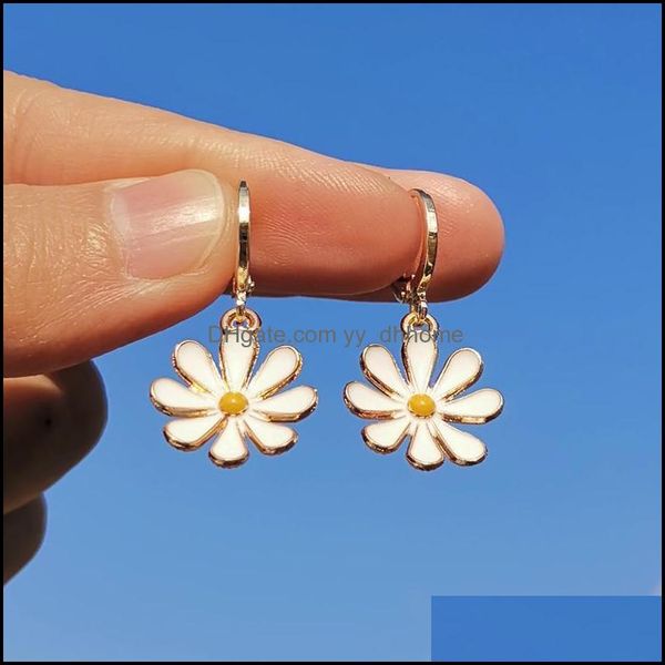 

hoop & hie earrings jewelry zx cute white enamel daisy for women girls plant sunflower pendant wholesale gifts accessories drop delivery 202, Golden;silver
