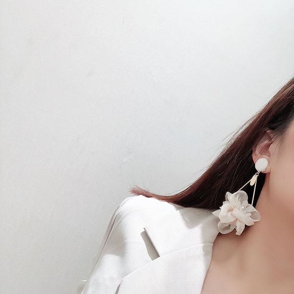 

designer earringsdes boucles d'oreilles 925 silver needle fashion trend personalized metal lace flower long earrings jewelry women earr