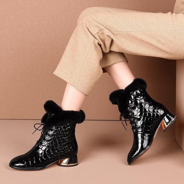 

women's winter shoe boots 2021 new genuine leather ladies short boots wool warm non-slip student women's ankle, Black