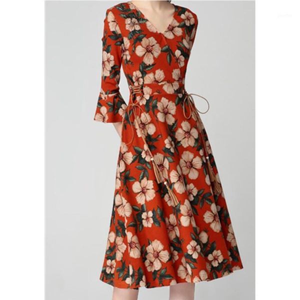 

early spring new women's velvet printed trumpet sleeve temperament v-neck slim dress1, Black;gray