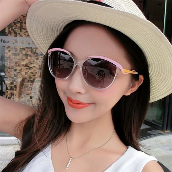 

new red pepper for women's transparent sunglasses fashionable outdoor driving sunshade glasses, White;black