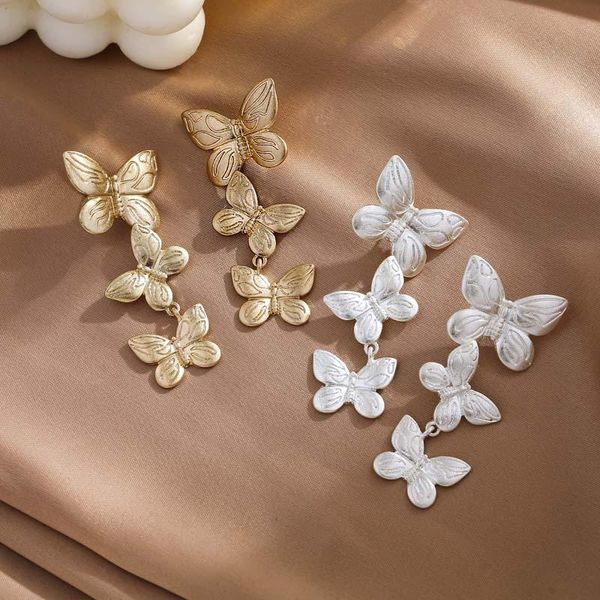 

new luxury fashion round classic stud korean earrings exquisite long butterfly simple earrings female for women 2021 jewelry, Silver