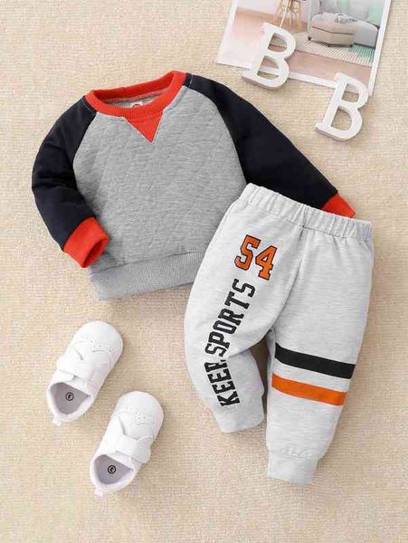 

baby colorblock quilted sweatshirt & letter graphic sweatpants she, White