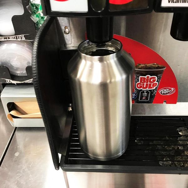 

укола 64oz 304 нержавеющая сталь с водой с водой с двойным стенным вакуумным пивным чайником колбы с ручкой открытый кемпинг спортивная буты