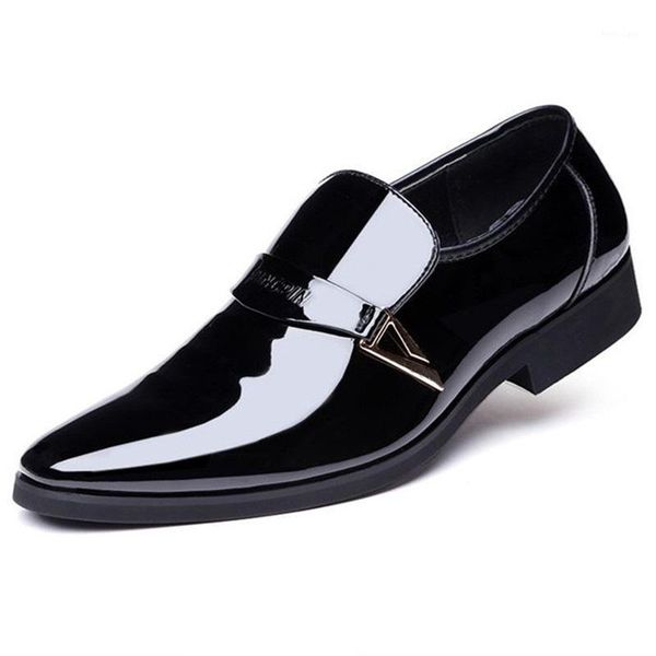 

mazefeng men dress italian leather shoes slip on fashion men leather moccasin glitter formal male shoes pointed toe shoe for1, Black