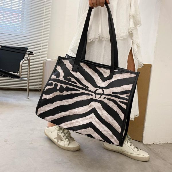 

large-capacity women's bag 2021 women's bag one-shoulder handbag