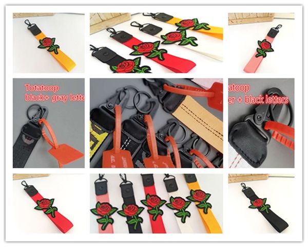 

21ss totatoop мужчины и женщины от keychain гальваническим металла пряжки декоративных прозрачных модных аксессуаров алфавит печать кулон di, Silver