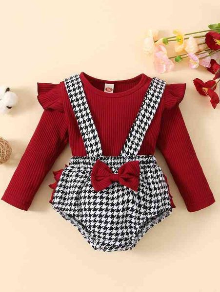 

baby ruffle trim tee & houndstooth bow front pinafore shorts she, White