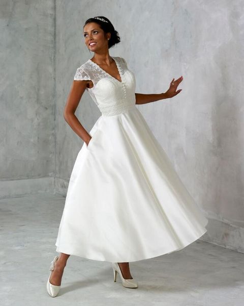 

setwell v-neck a-line wedding dresses short sleeves back tea length lace appliques bridal gowns with pockets, White