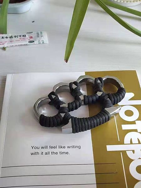 

glass fiber tiger finger four finger hand brace hand buckle boxing set self defense weapon ring ring ring legal self defense fighting supp03