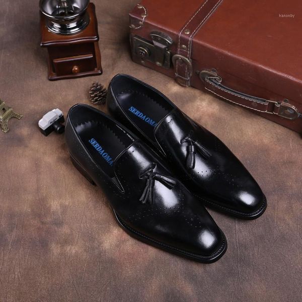 

black / brown casual business shoes mens dress shoes genuine leather goodyear welt boys prom man wedding with tassel1