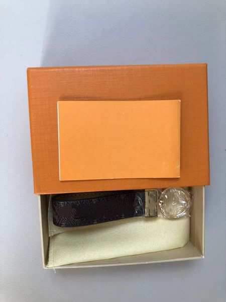 

2021 color key chain letters real fashion leather car fashion keychains ring hanging rope lovely wallet chain portachiavi with box, Silver