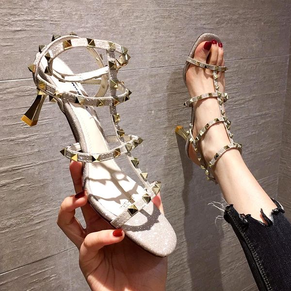 

riveted roman sandals fairy t-strap new summer versatile slim heels