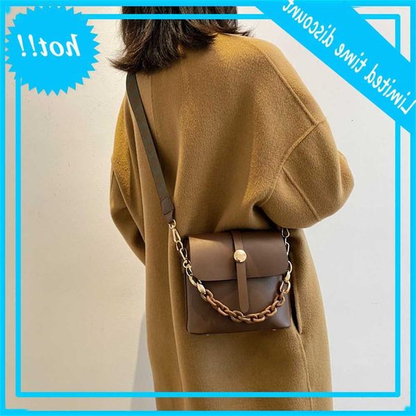 

female 2021 new korean version simple small bucket versatile single shoulder fashion foreign style messenger bag