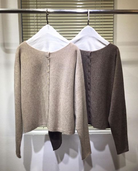 

2021 designer cardigans sleeve the neck single cashmere sweater breasted long batwing cardigan sleeves ciip, White;black