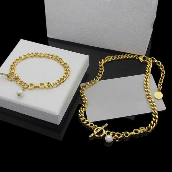 

europe america fashion jewelry sets women lady titanium steel ot buckle thick chain necklaces bracelets with d letter diamond pearl pendant, Silver