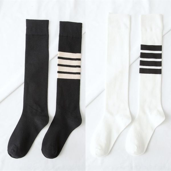 

теленок средней длиной хлопок модно ubciz женских ins черные stockingsstockings корейского хлопок чулки высокой длина колено высоких носки с, Black