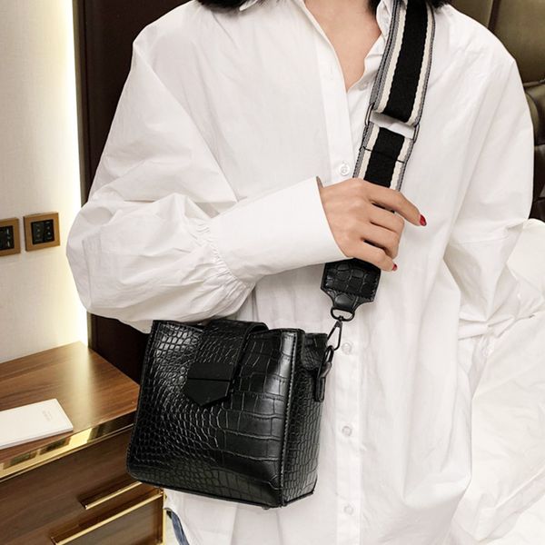 

bucket bas for and handbag bolso shoulder messenger women bag stone pattern ladies 2020 women purse female totes crossbody bag pgfvg